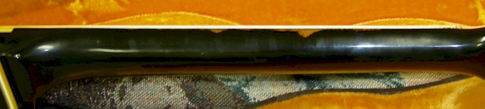 69lpc_neck_tside.jpg (31197 bytes)